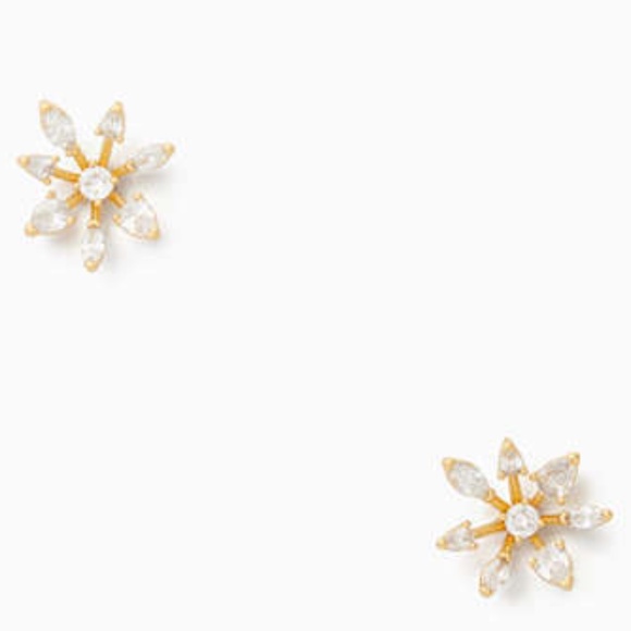 Kate Spade "Snow Day" Snowflake CZ stud earrings - NWT - Picture 1 of 3